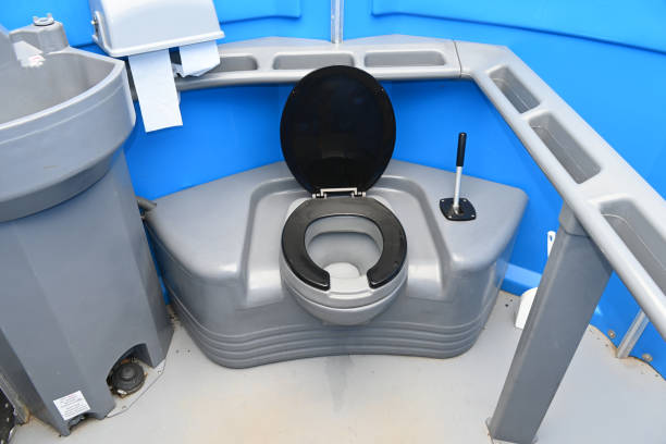 Best Affordable portable toilet rental  in Cumberland, WI